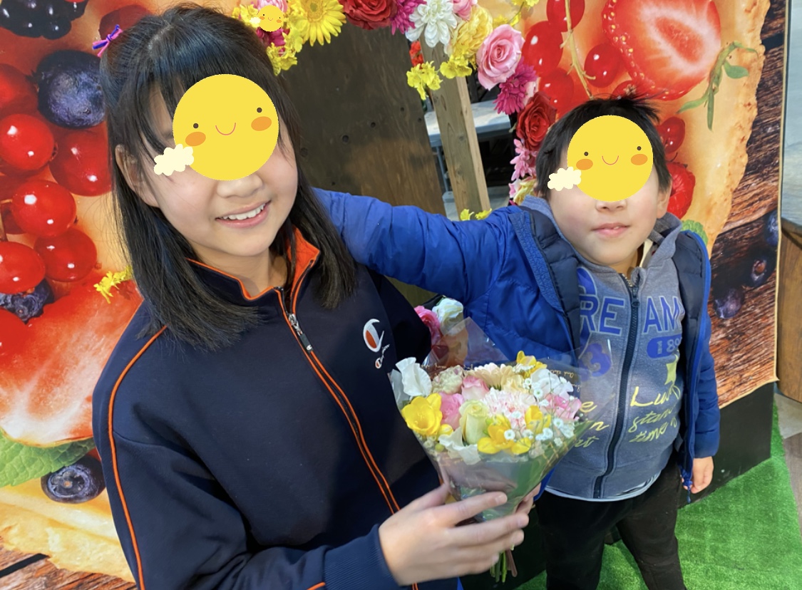 5576A941-2C96-4E18-9C36-6B2841E52995