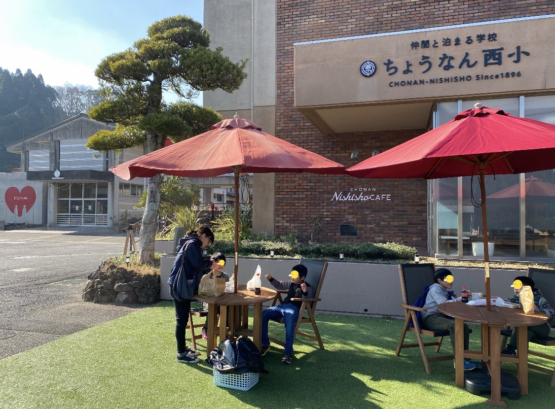 6258B380-72C5-40DB-A4B8-CA3330E1B368