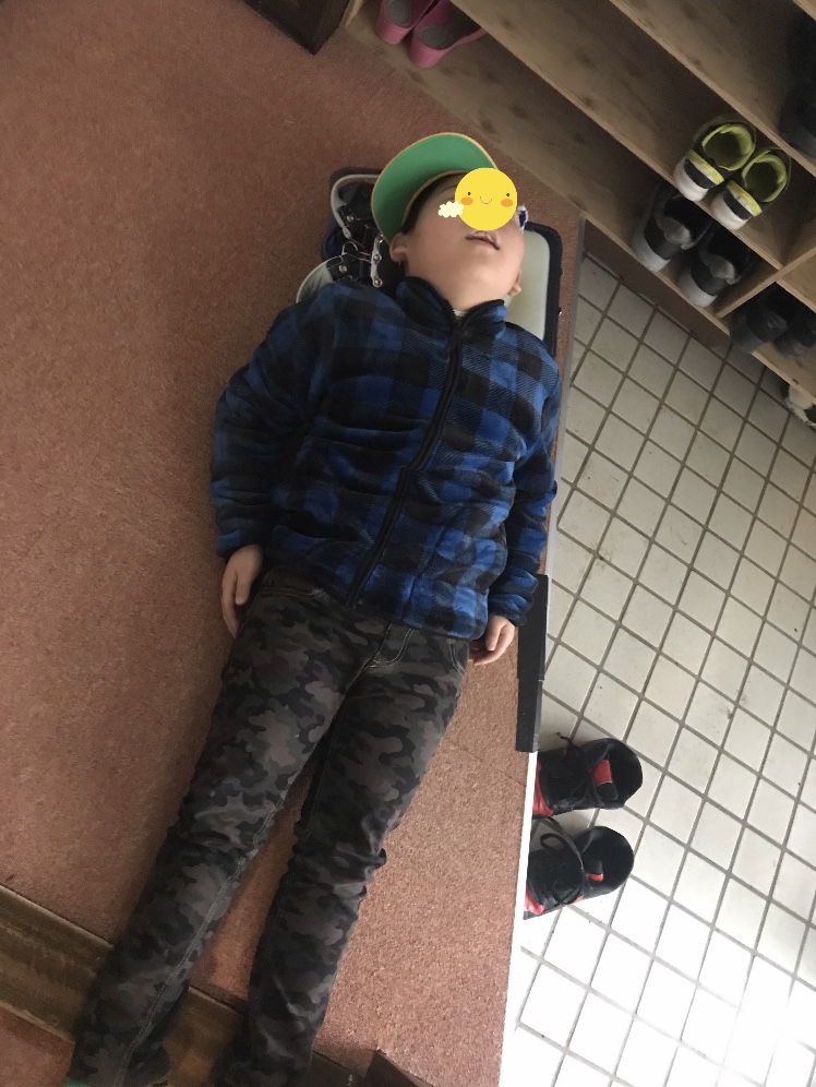 E4E85F25-F3D3-4BD7-9AA1-94CB8D9A432D