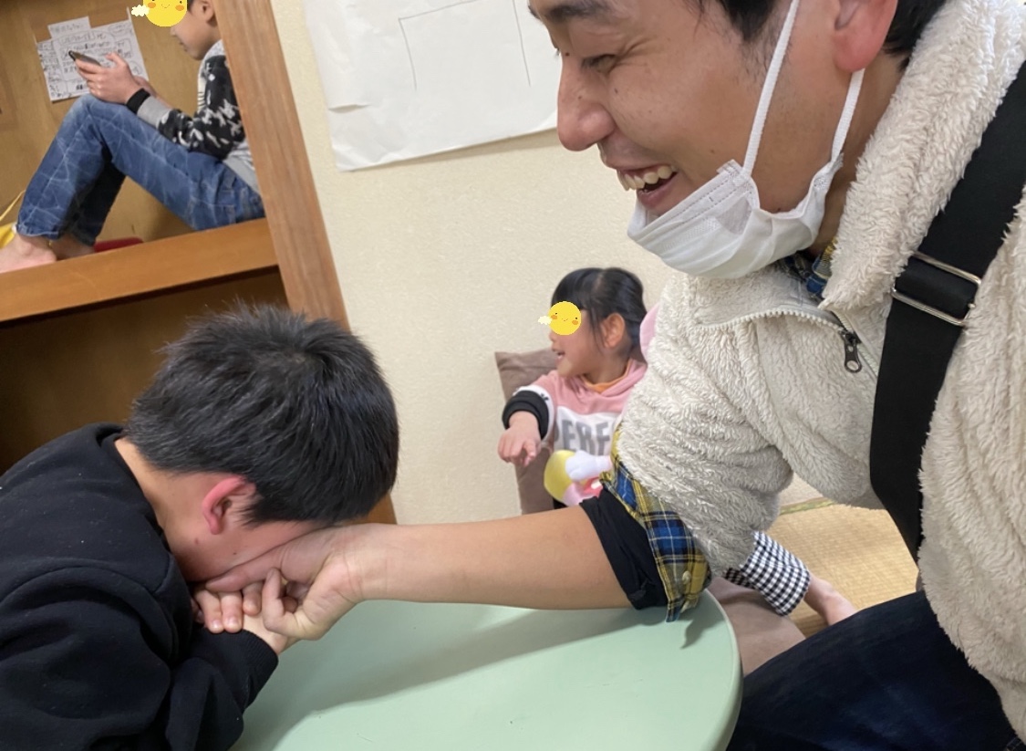 0FC6D144-D329-4FF6-AF26-41FC991AE8B9