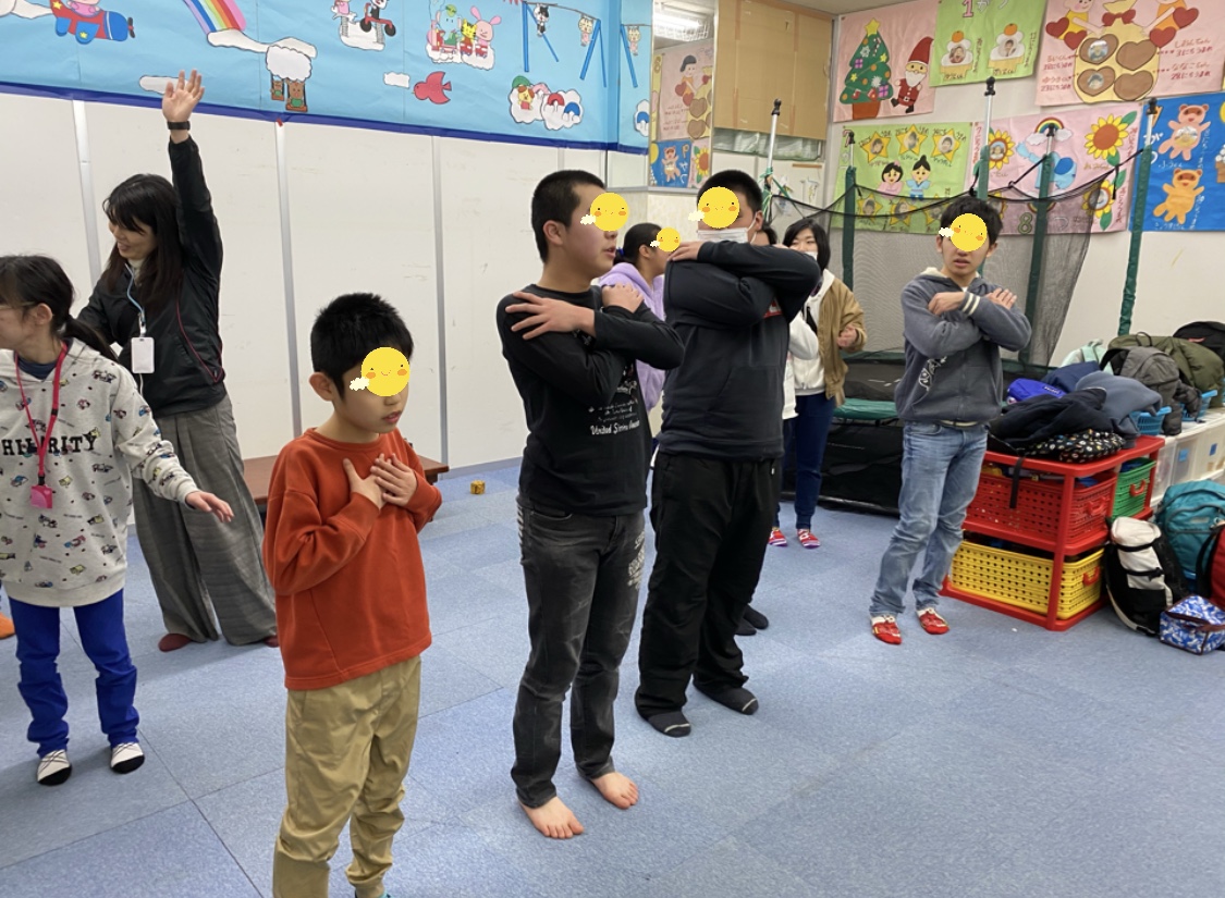 32190E5E-1049-4FBB-948C-898A0EDEA14A