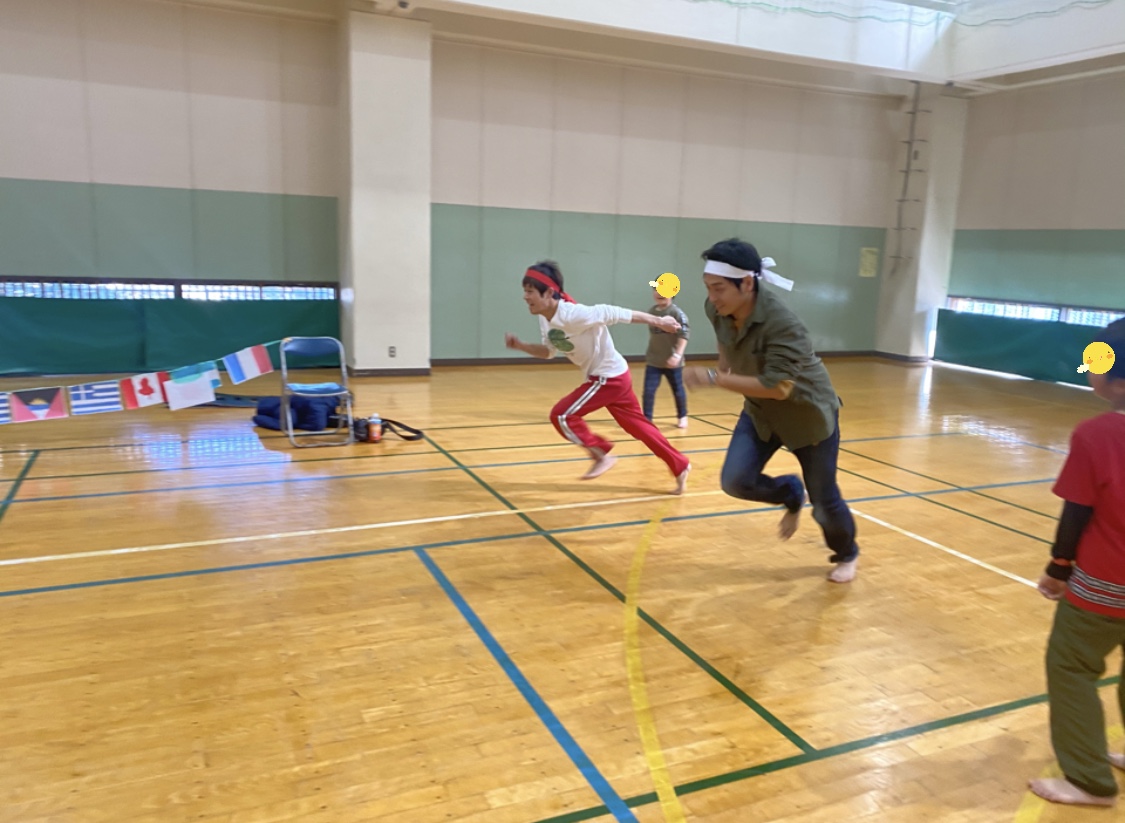 F6888F8D-2B72-42A2-A0C8-474E197BD888