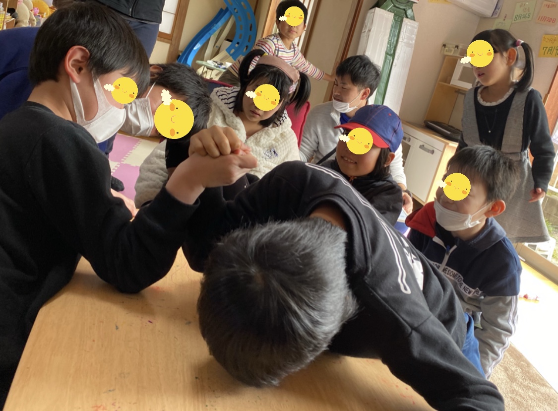 09A5B66C-F819-4496-926D-00AF496BCA90