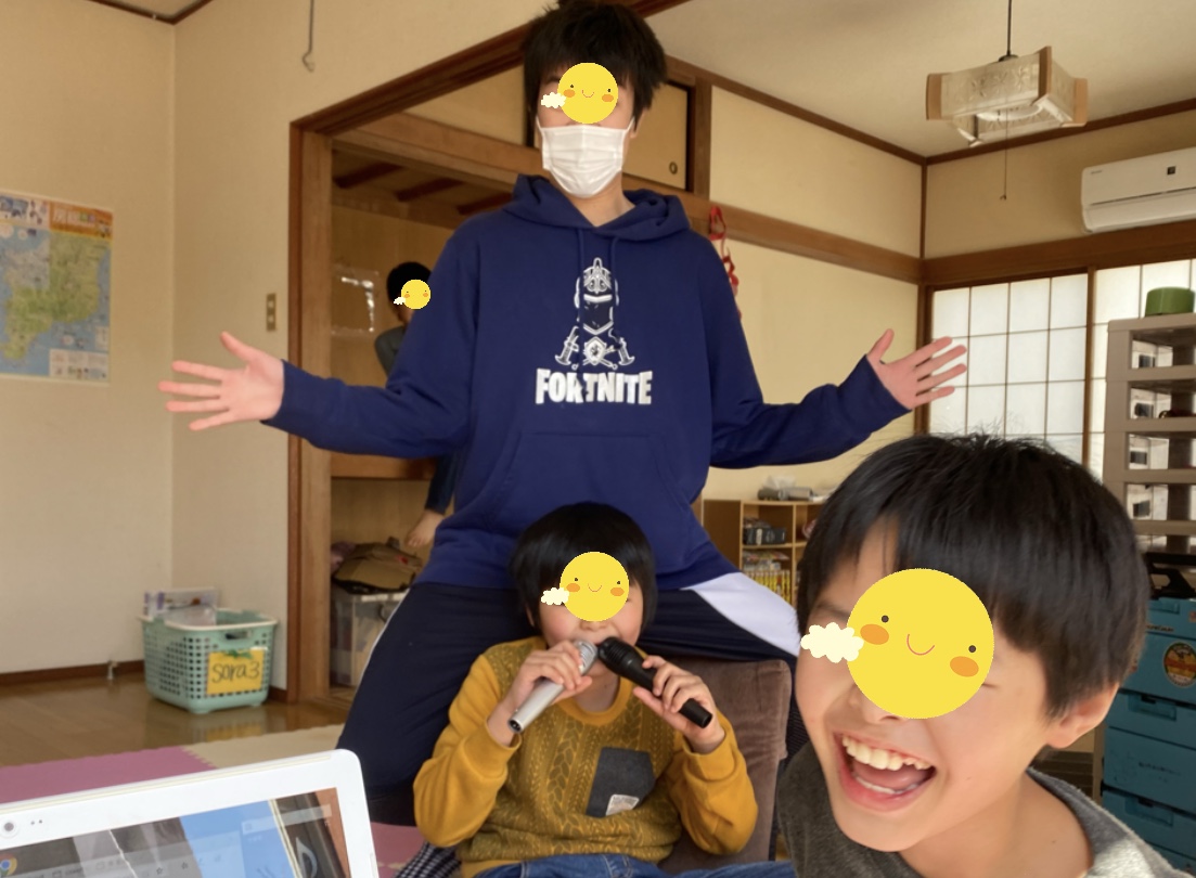 B7A331CA-4137-4046-A8B8-618C94EF2002