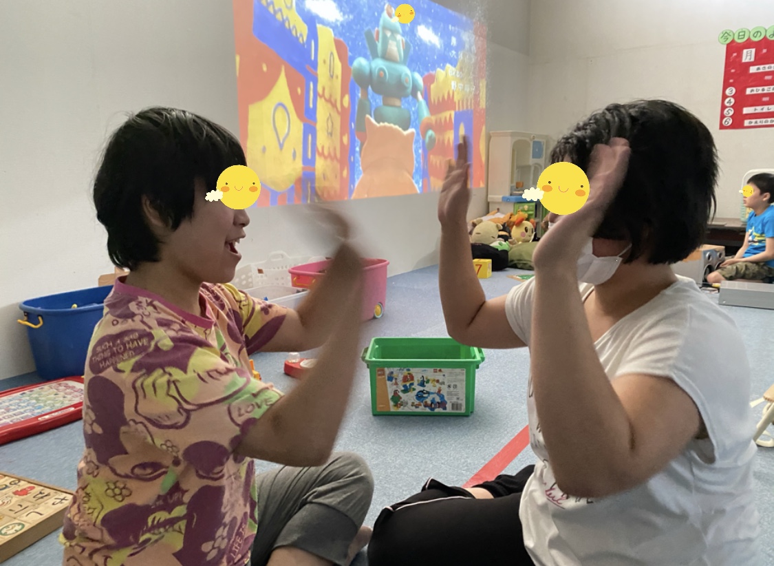 1E1FA4D6-D1C6-4334-8AAF-217E5C3FAB0A