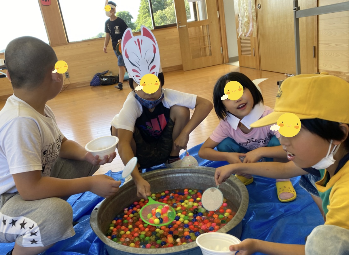 451A739E-4B5D-4E27-BD29-403DC2D873AA