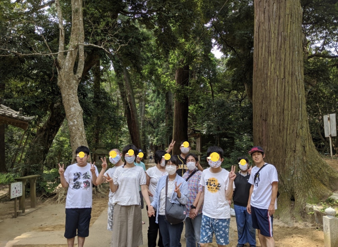 B1503901-157D-4081-92A1-E446E3556C4B