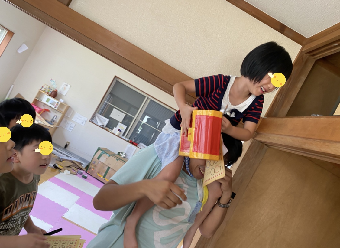 B6383C76-3538-4A8D-A3B4-170C31901638