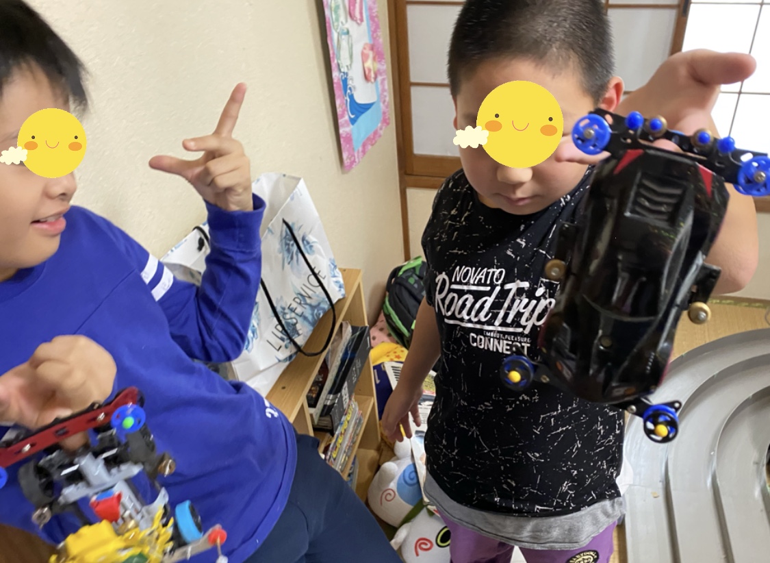 06C2BFE2-8BD6-4FA3-99FD-BDF2DC297F82