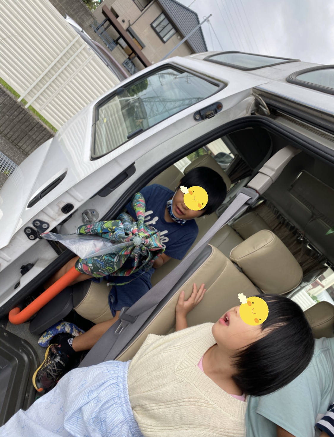 AADF15F2-4DBE-4FFA-8BDE-33C02F3A794E