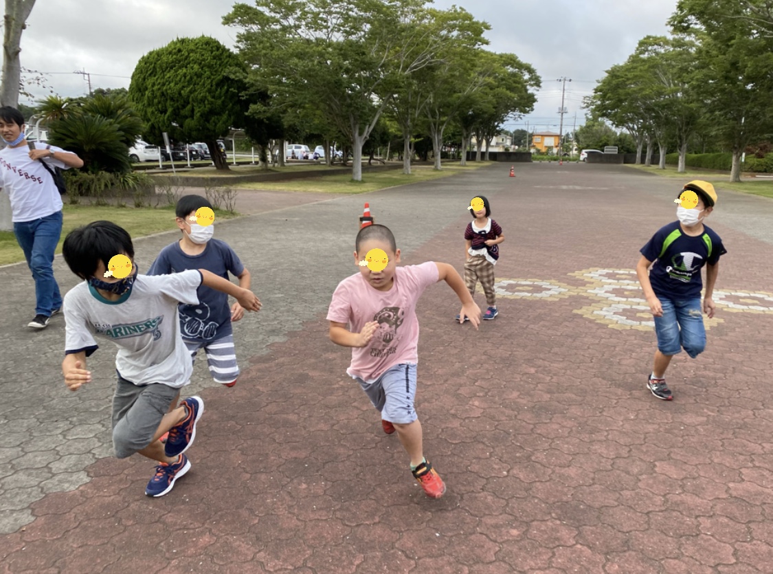 D1783F13-6F33-41C9-A26A-2FF8917E8D83