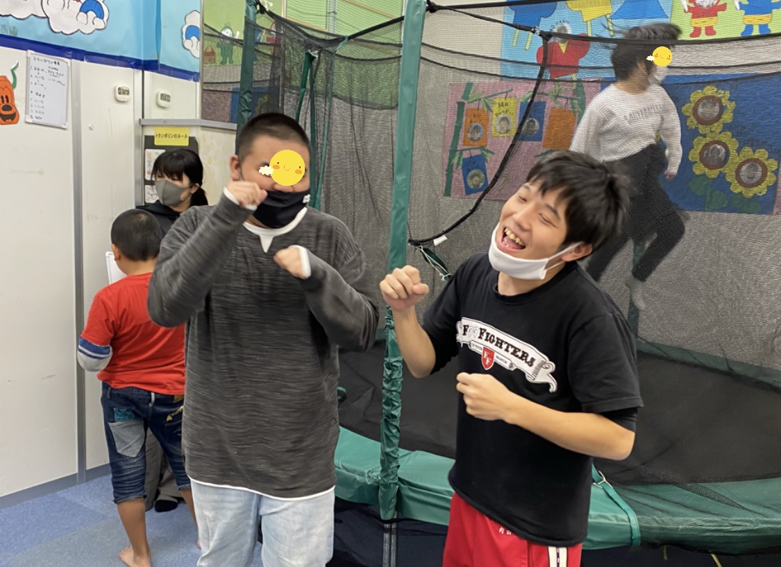 1BA97CFE-8EE4-4F6A-9B71-9D3900CA4219