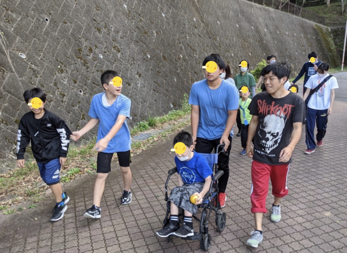 B7235CE9-92A4-4D08-AEE7-65E25B77D667