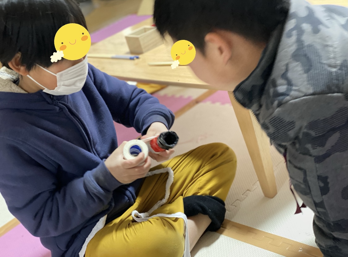 DBB19643-0C4C-4763-9D5D-8200FCC66119