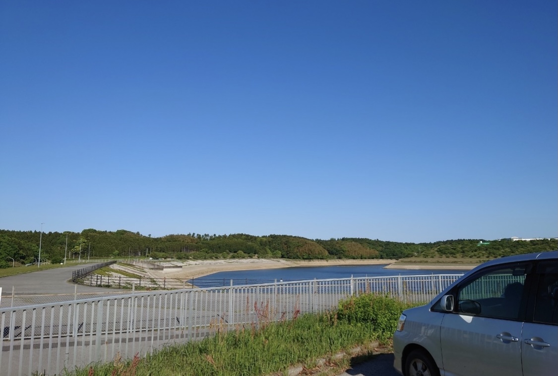 3C85CD75-7E3A-42FF-A080-1A00F5A99859