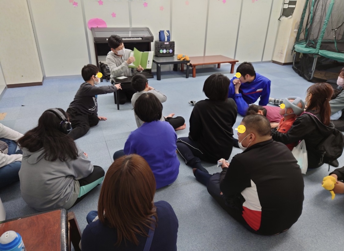 E7D39875-F6A9-40EF-B698-9AA4CCE2ED7B