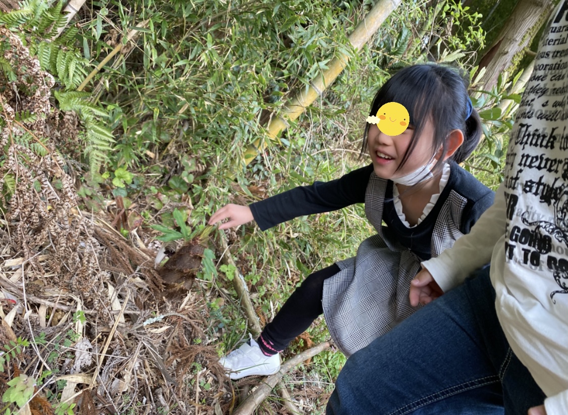 ED5D84C8-9F1D-4AFF-8CC9-C0C4CF7EAA2D