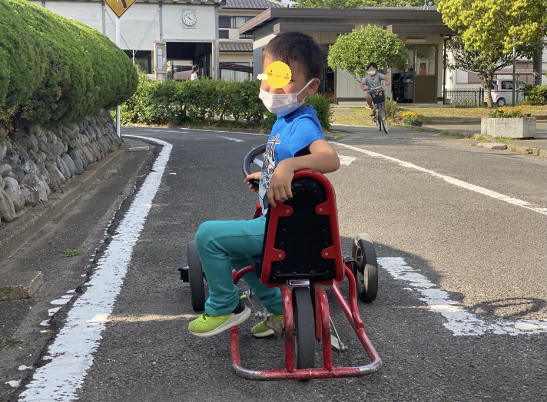 B25125C1-AF01-406E-AC4B-A11328D77119