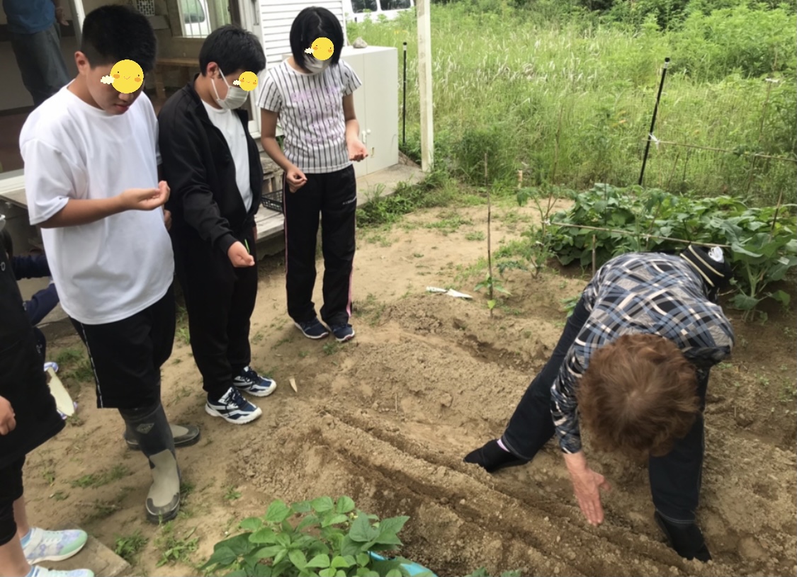 C68415DD-E070-4230-9EA4-6CE25642C429