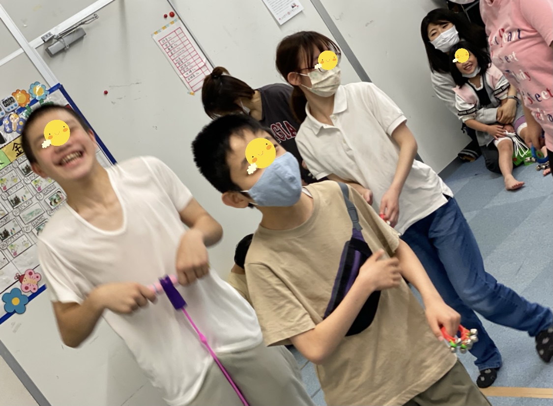 DD4AC16A-57F3-43E0-BF96-0A7DA1C55EFF