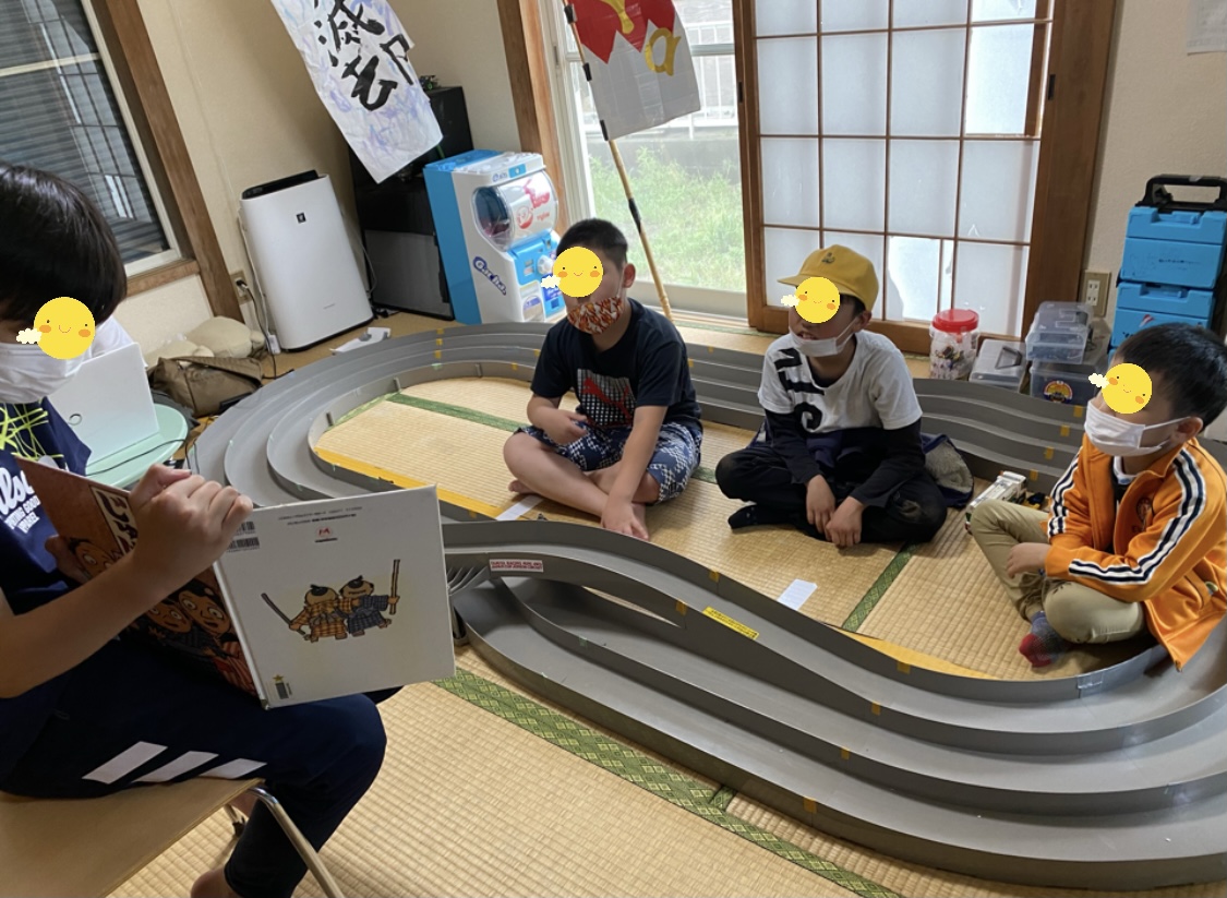 E647A96F-340E-42D8-9361-B30B43F99202