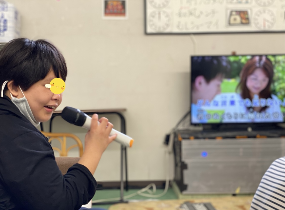 FCA0660B-36FF-4155-8D22-EAF0576DA0B9