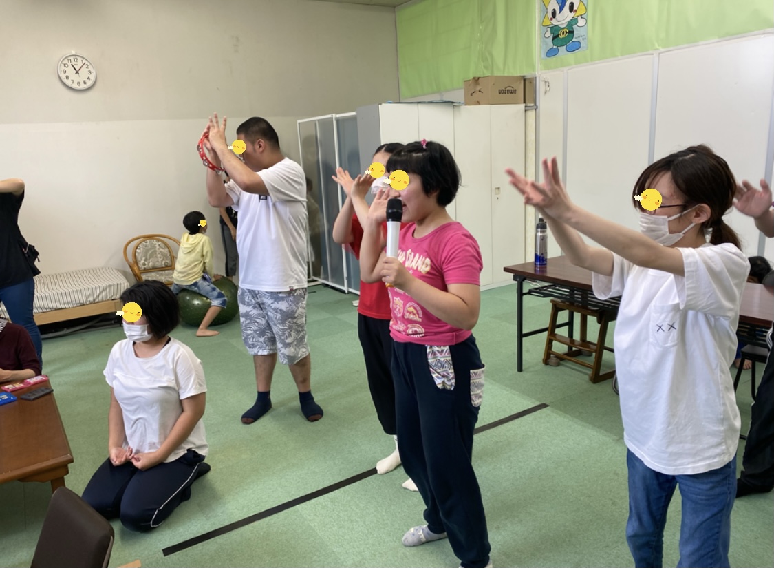 0D9A1B23-CEF6-49A0-BECA-666BA6CE7FF3