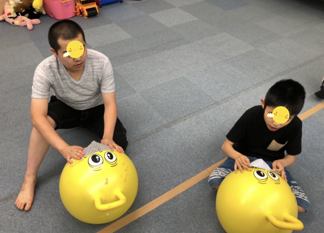 25335B1F-EE99-4F5E-BD8B-F992D2D308E9