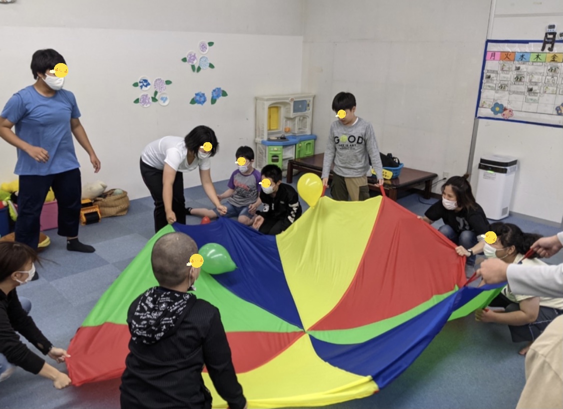 4F920904-D6FF-45FF-B2F2-5A6EF064631E