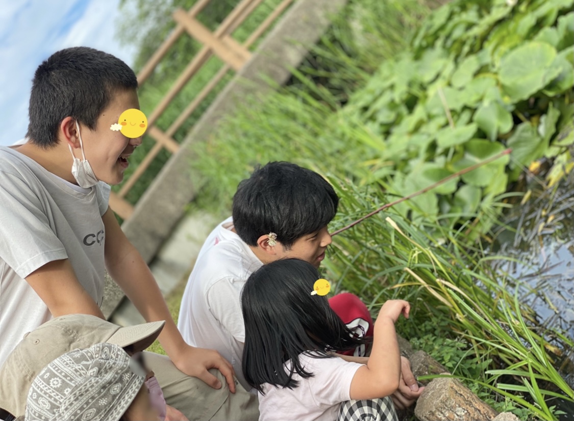 8655ACFE-B414-4847-A29D-D1D0C6222EB3