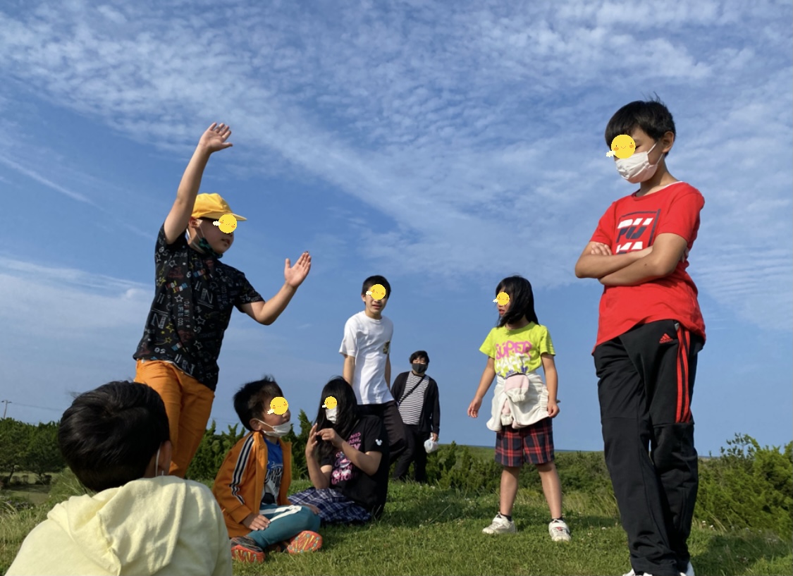 B1AB05EF-92D3-41B2-8C24-A2E7F89B4D92