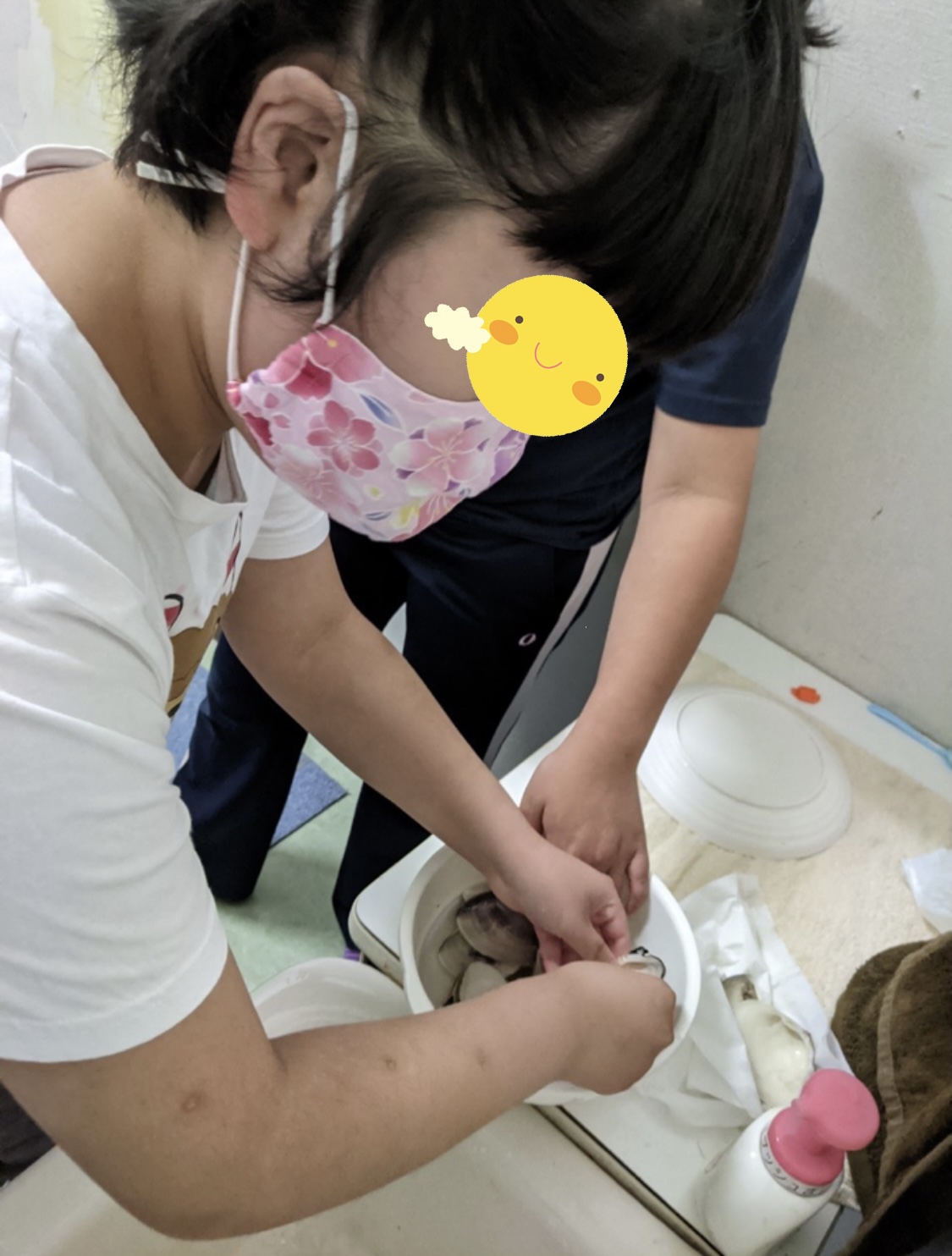 F61B913D-2FE1-41C8-89BC-6B4494FCA6F1