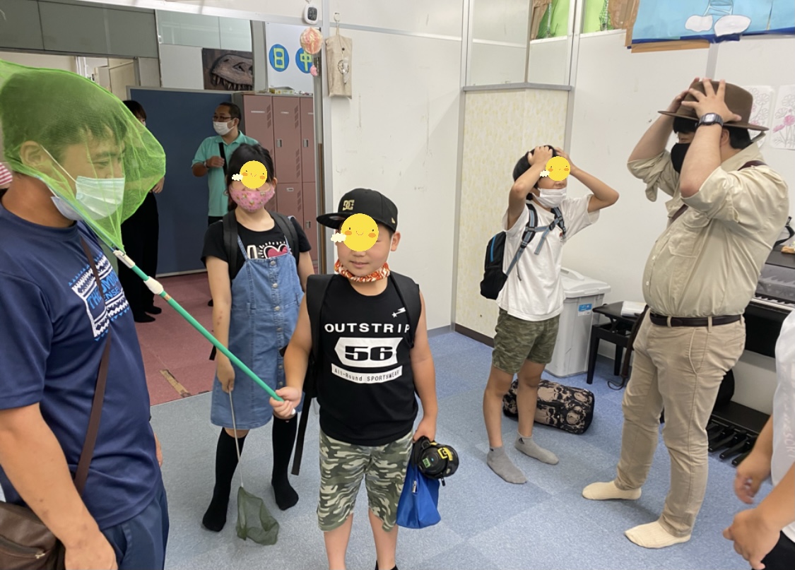 8089F071-448A-4103-8590-B847A358261C