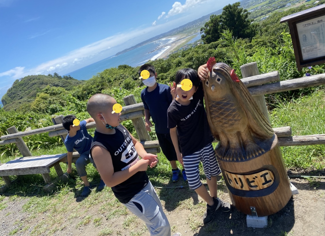 8087ADD7-6A8B-4DA1-A93C-265A69AADD28