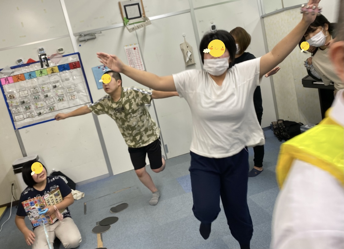 0002291A-0163-442E-A82F-EC8CB565040A