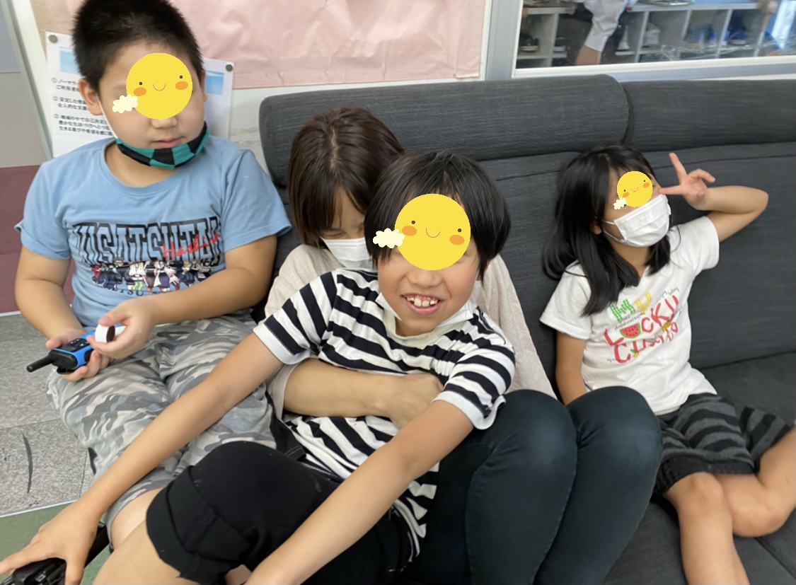 180C543D-AA83-4DC9-A9DF-F860C3BD813B