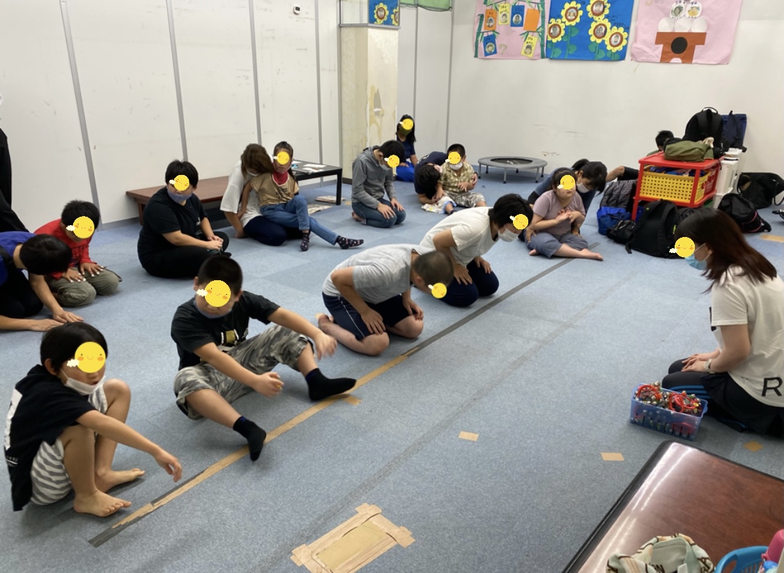 30F98674-36F9-4EF0-BBDB-0D511A70733C