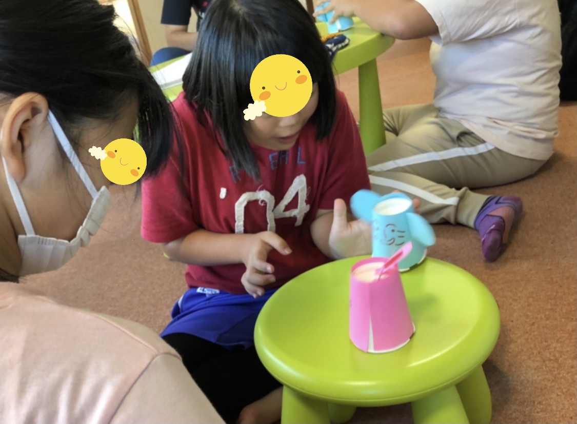 98422277-92CC-4E54-B93A-5B2941385086