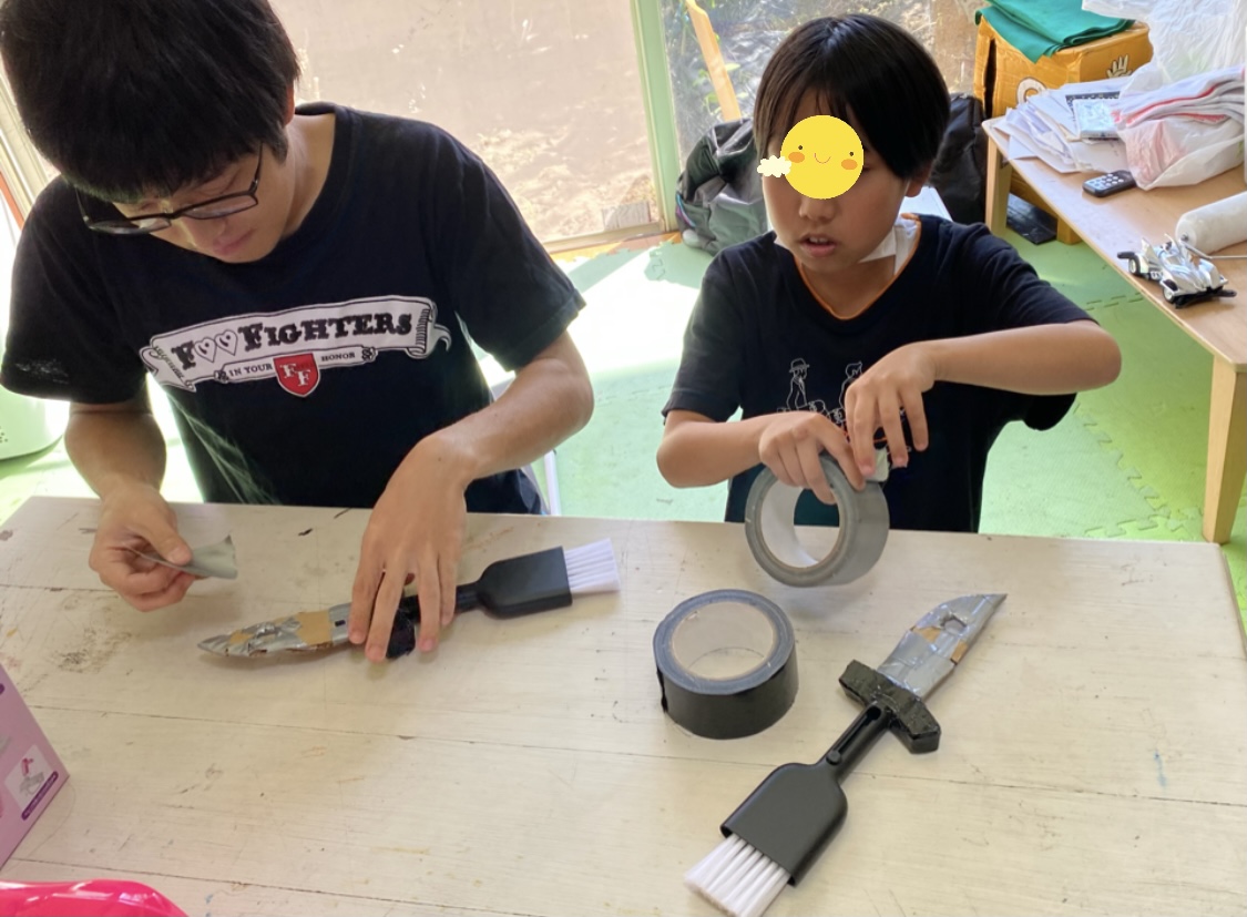 ABA6E7C5-5F7B-4143-974C-E15BF6D31D3D