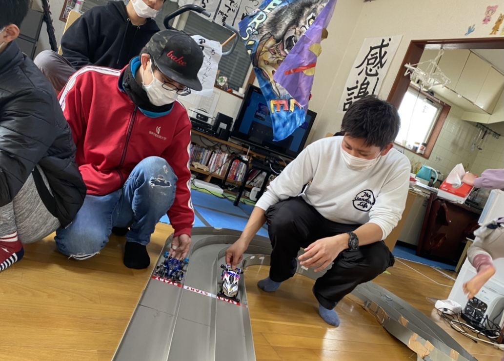 2836C09F-5F32-4C44-ACB0-0E836F6774C9